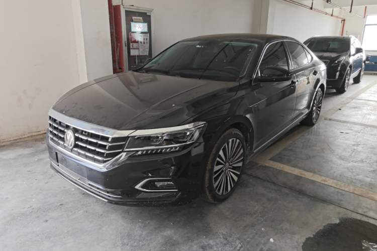 Used Volkswagen Passat 2020 330TSI Luxury Edition China VI Guazi used car, China used car export, Used car for sale, Used Volkswagen cars, Cheapest cars for sale