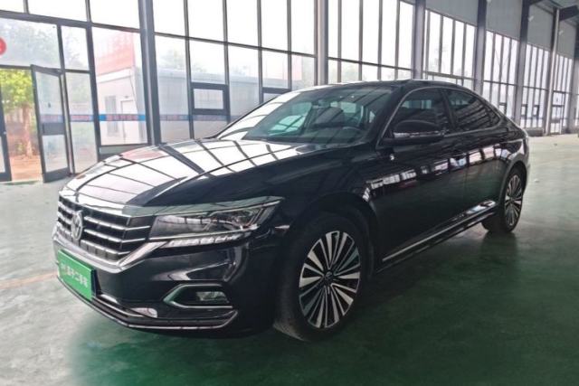 Used Volkswagen Passat 2020 Revised Version 330TSI Luxury Edition China VI Standard