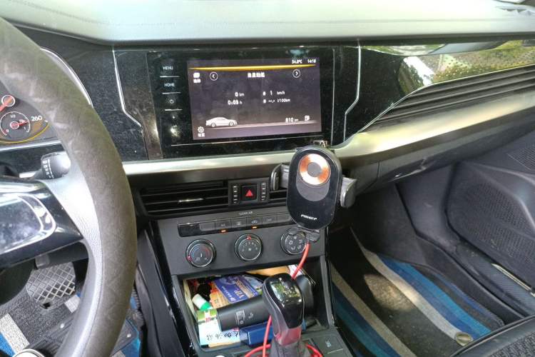 Used Volkswagen Passat 2020 Revised Version 280TSI Business Edition China VI Standard Audio And AC Panel