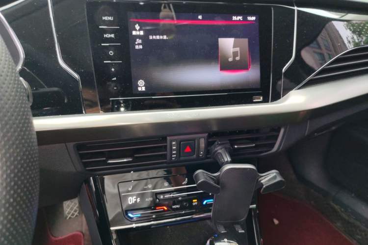 Used Volkswagen Passat 2020 330TSI Elite Edition China VI Audio And AC Panel