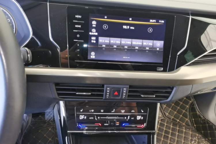 Used Volkswagen Passat 2020 Revised Version 280TSI Elite Edition China VI Standard Audio And AC Panel