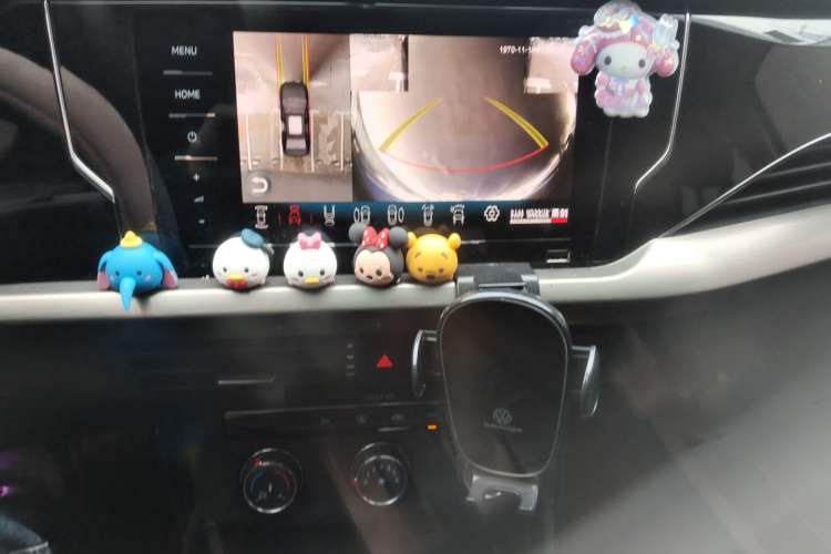 Used Volkswagen Passat 2020 Revised Version 280TSI Business Edition China VI Standard Audio And AC Panel