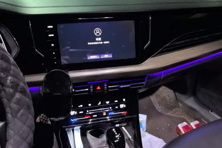 Used Volkswagen Passat 2020 330TSI Prestige Edition China VI Standard Audio And AC Panel