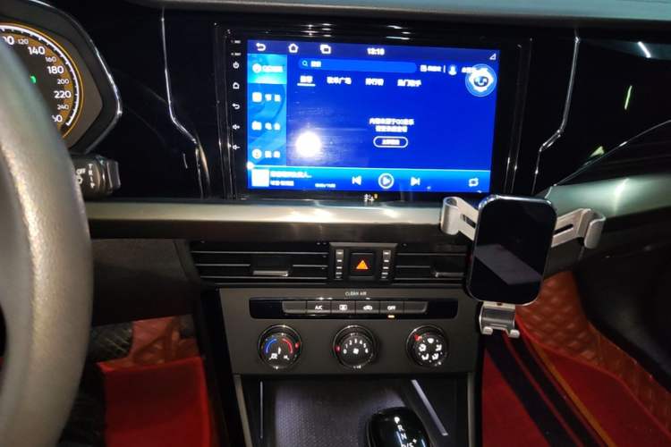 Used Volkswagen Passat 2020 Revised Version 280TSI Business Edition China VI Standard Audio And AC Panel