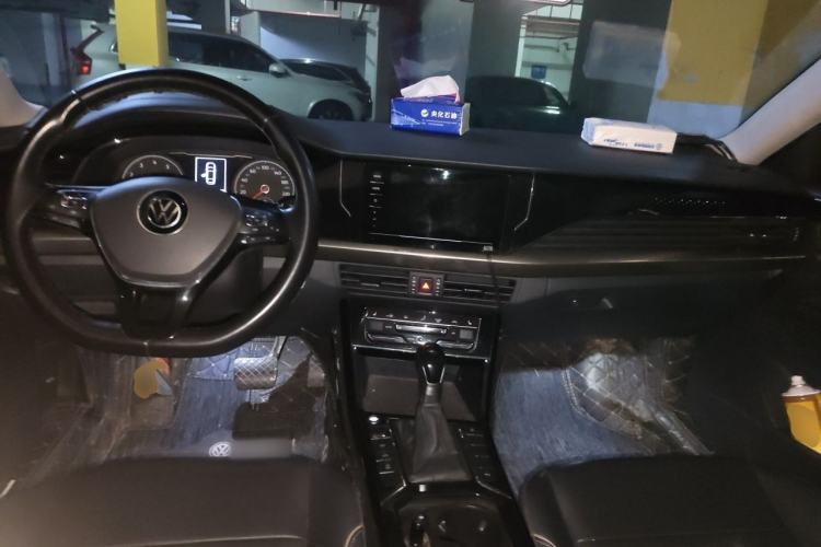Used Volkswagen Passat 2020 330TSI Elite Edition China VI Center Console
