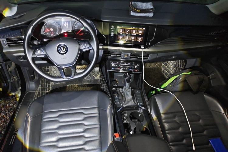 Used Volkswagen Passat 2020 330TSI Elite Edition China VI Center Console