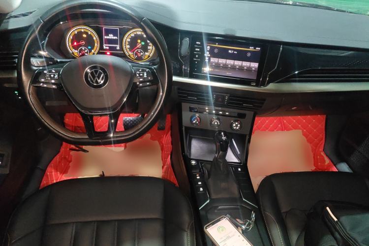 Used Volkswagen Passat 2020 Revised Version 280TSI Business Edition China VI Standard Center Console