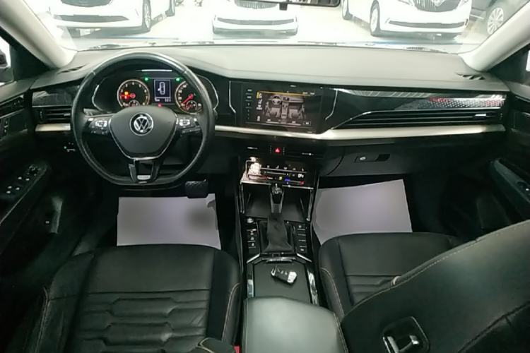 Used Volkswagen Passat 2020 Revised Version 280TSI Elite Edition China VI Standard Center Console