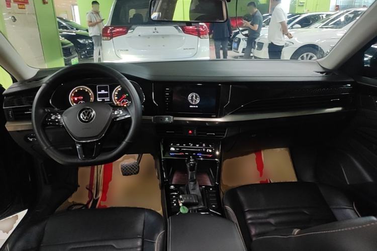 Used Volkswagen Passat 2020 Revised Version 280TSI Elite Edition China VI Standard Center Console