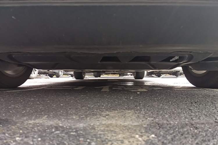 Used Volkswagen Passat 2020 330TSI Elite Edition China VI Chassis Front