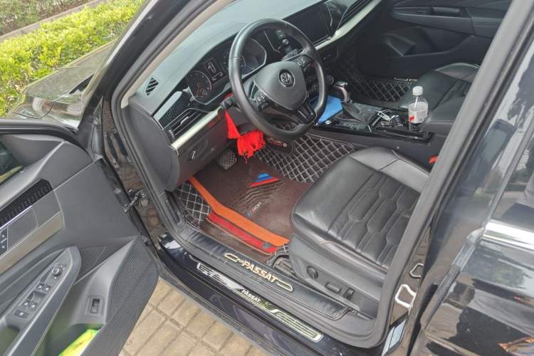 Used Volkswagen Passat 2020 330TSI Elite Edition China VI Driver Seat