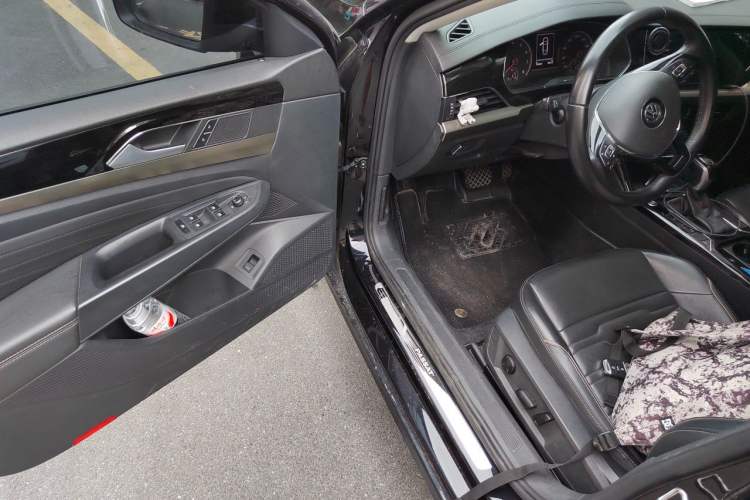 Used Volkswagen Passat 2020 330TSI Elite Edition China VI Driver Seat