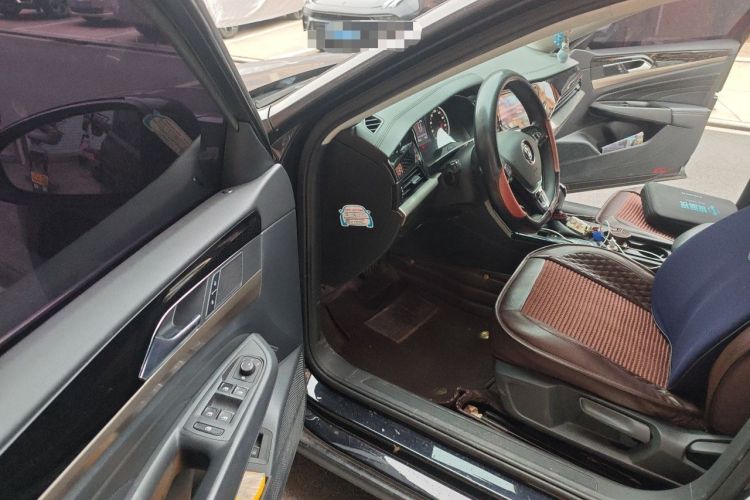 Used Volkswagen Passat 2020 280TSI Business Edition China VI Standard Driver Seat