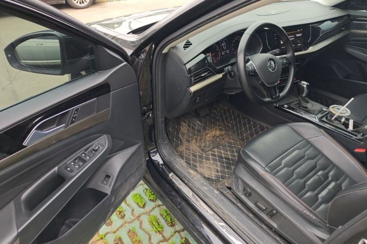 Used Volkswagen Passat 2020 330TSI Elite Edition China VI Driver Seat