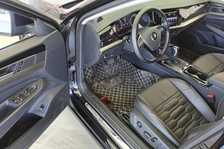 Used Volkswagen Passat 2020 Revised Version 280TSI Elite Edition China VI Standard Driver Seat