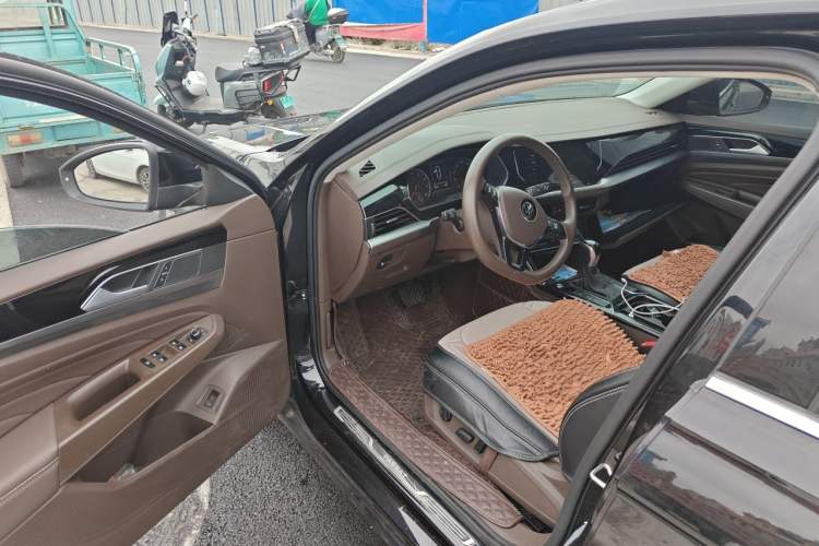 Used Volkswagen Passat 2020 330TSI Elite Edition China VI Driver Seat