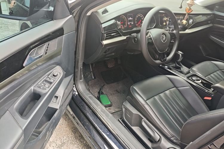 Used Volkswagen Passat 2020 280TSI Business Edition China VI Standard Driver Seat