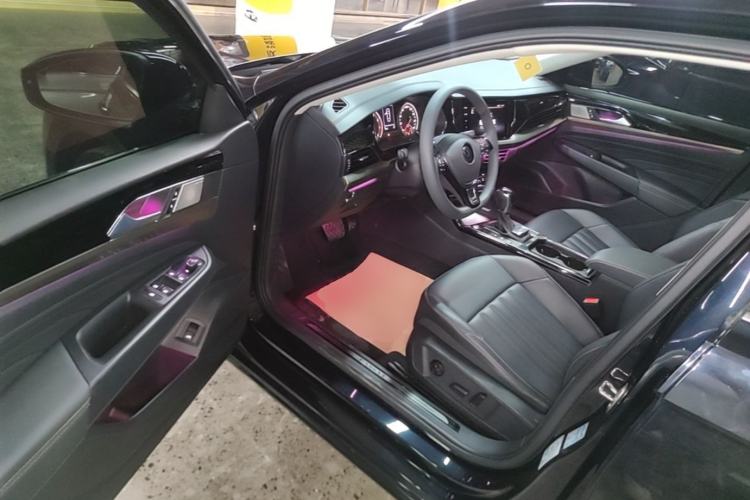 Used Volkswagen Passat 2020 Revised Version 280TSI Elite Edition China VI Standard Driver Seat