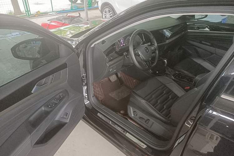 Used Volkswagen Passat 2020 Revised Version 280TSI Elite Edition China VI Standard Driver Seat