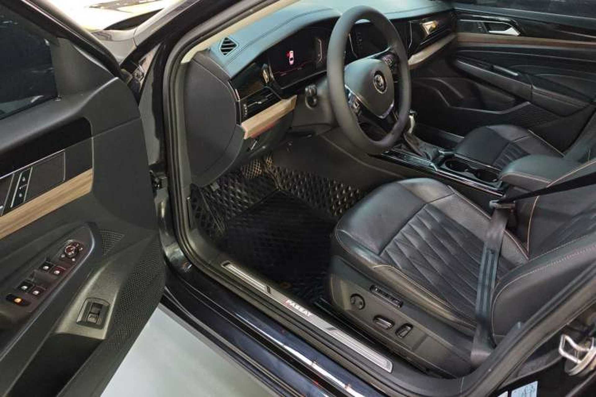 Used Volkswagen Passat 2020 330TSI Luxury Edition China VI Driver Seat