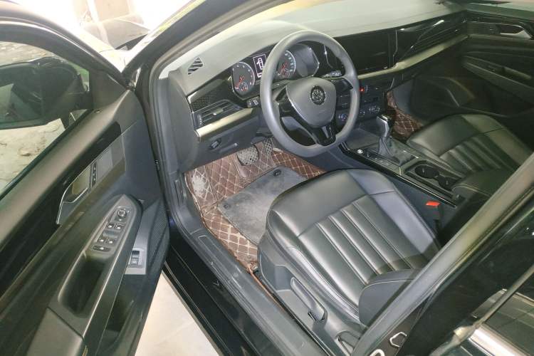 Used Volkswagen Passat 2020 280TSI Business Edition China VI Standard Driver Seat