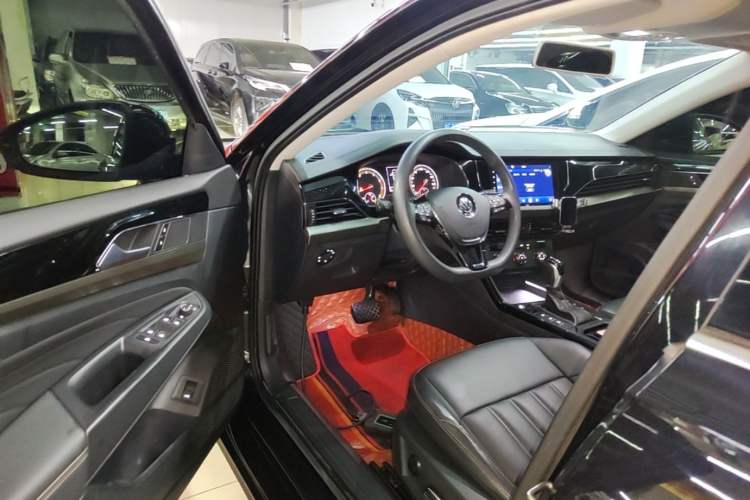 Used Volkswagen Passat 2020 Revised Version 280TSI Business Edition China VI Standard Driver Seat
