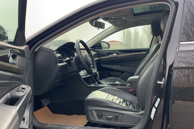 Used Volkswagen Passat 2020 330TSI Elite Edition China VI Driver Seat