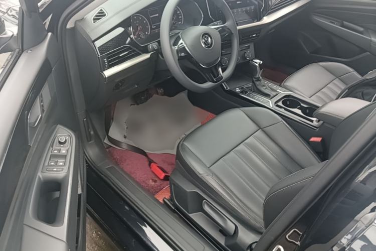 Used Volkswagen Passat 2020 Revised Version 280TSI Business Edition China VI Standard Driver Seat