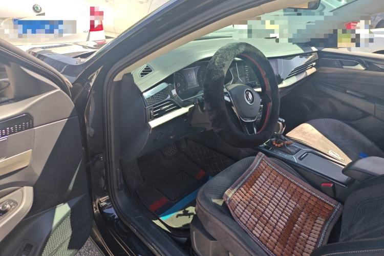 Used Volkswagen Passat 2020 Revised Version 280TSI Business Edition China VI Standard Driver Seat