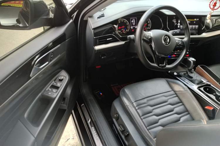 Used Volkswagen Passat 2020 330TSI Elite Edition China VI Driver Seat