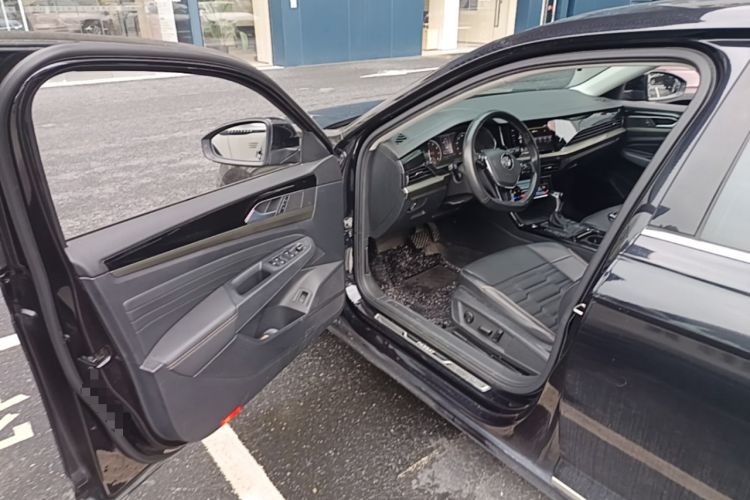Used Volkswagen Passat 2020 330TSI Elite Edition China VI Driver Seat