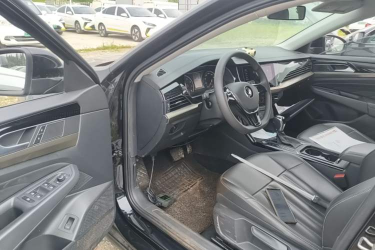 Used Volkswagen Passat 2020 Revised Version 280TSI Business Edition China VI Standard Driver Seat