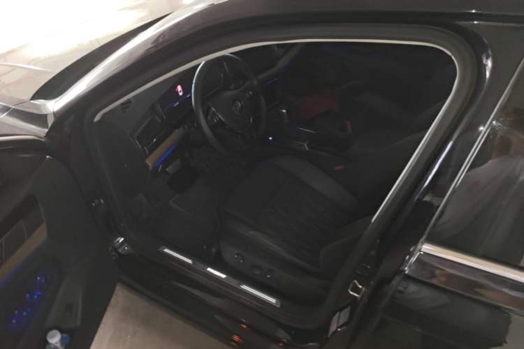 Used Volkswagen Passat 2020 330TSI Luxury Edition China VI Driver Seat