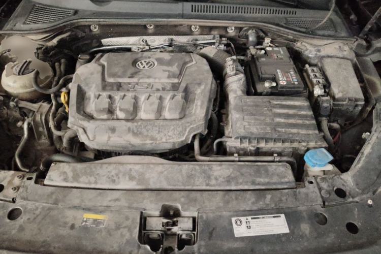 Used Volkswagen Passat 2020 330TSI Elite Edition China VI Engine Bay