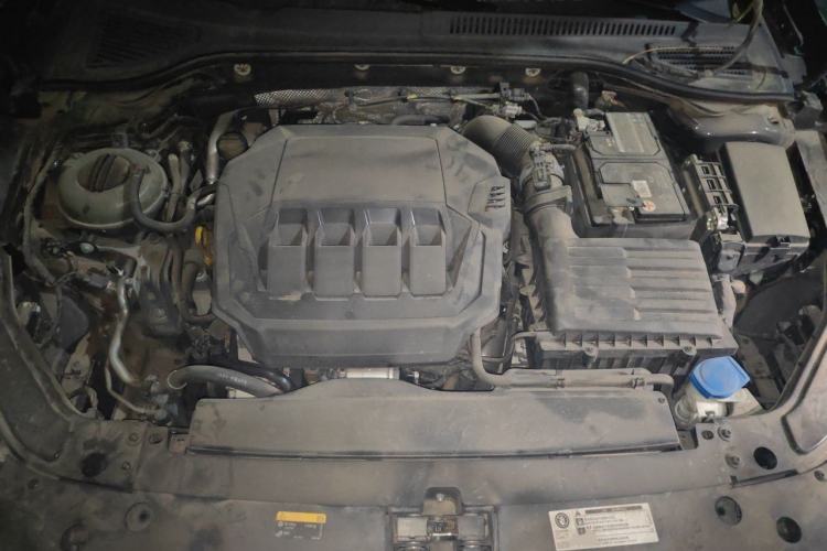 Used Volkswagen Passat 2020 330TSI Elite Edition China VI Engine Bay