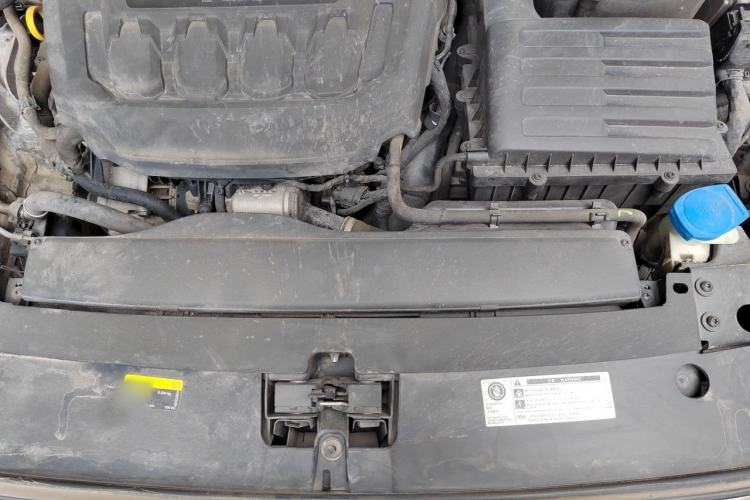 Used Volkswagen Passat 2020 330TSI Elite Edition China VI Engine Bay