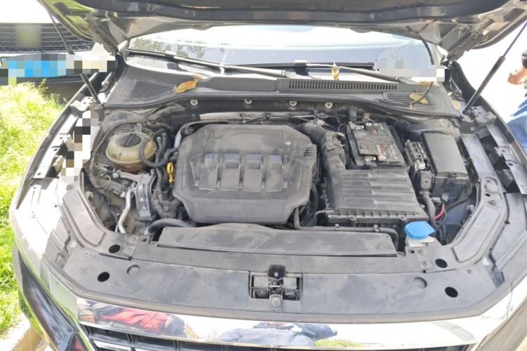 Used Volkswagen Passat 2020 330TSI Elite Edition China VI Engine Bay