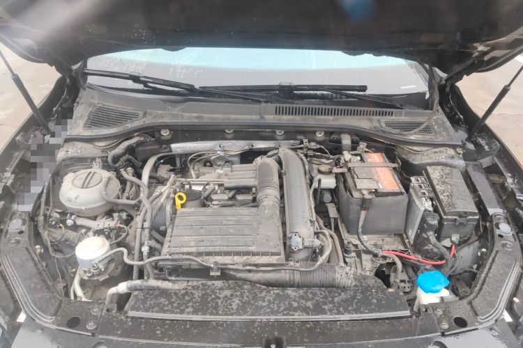 Used Volkswagen Passat 2020 Revised Version 280TSI Business Edition China VI Standard Engine Bay