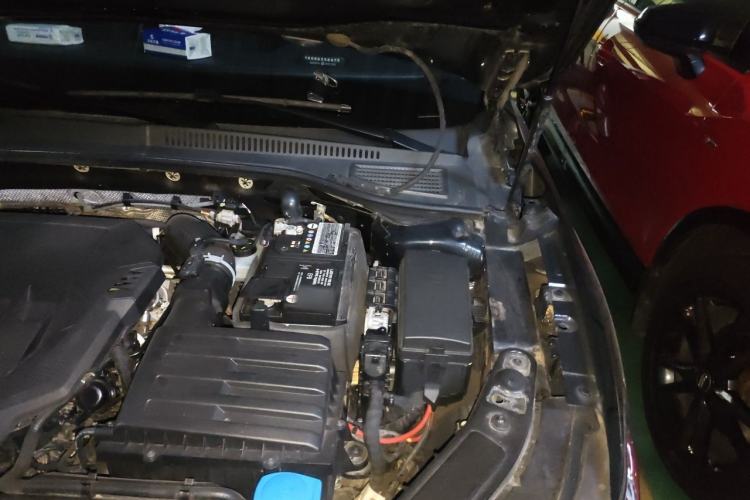Used Volkswagen Passat 2020 330TSI Elite Edition China VI Engine Bay Left