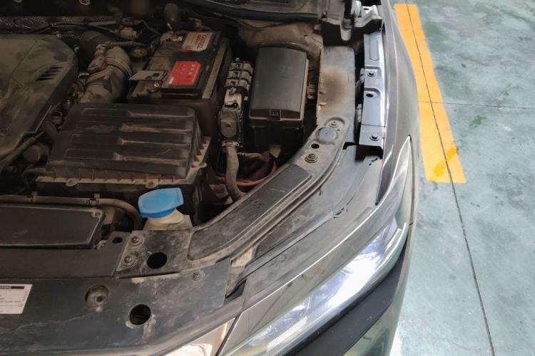 Used Volkswagen Passat 2020 Facelift 330TSI Elite Edition China VI Standard Engine Bay Left