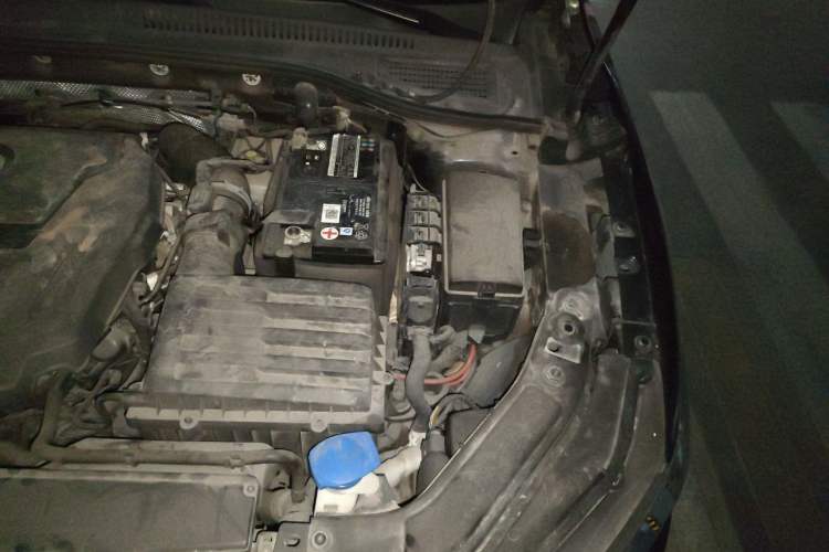 Used Volkswagen Passat 2020 330TSI Luxury Edition China VI Engine Bay Left