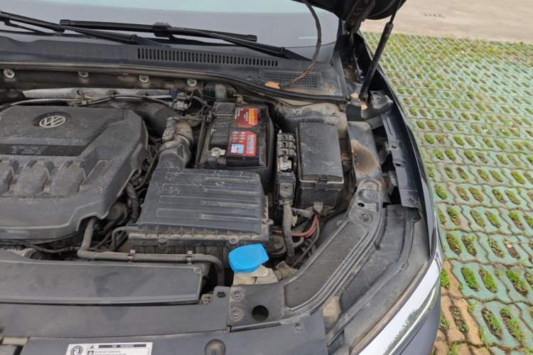 Used Volkswagen Passat 2020 330TSI Elite Edition China VI Engine Bay Left