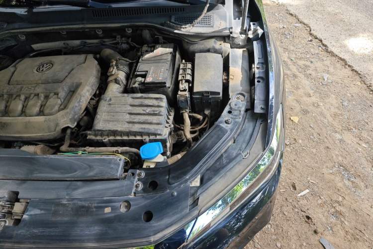 Used Volkswagen Passat 2020 330TSI Elite Edition China VI Engine Bay Left