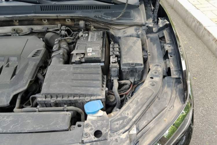 Used Volkswagen Passat 2020 330TSI Elite Edition China VI Engine Bay Left