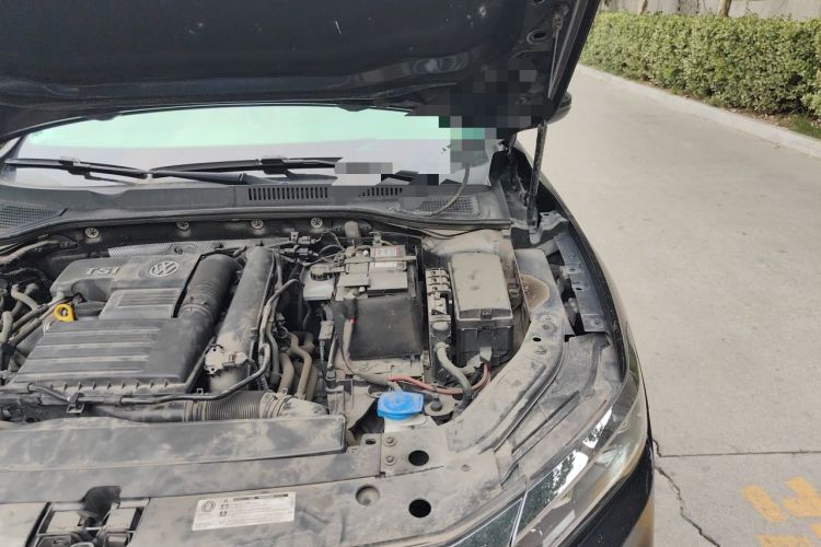 Used Volkswagen Passat 2020 Revised Version 280TSI Business Edition China VI Standard Engine Bay Left