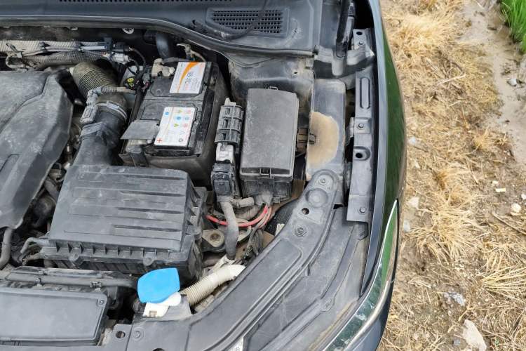 Used Volkswagen Passat 2020 330TSI Elite Edition China VI Engine Bay Left