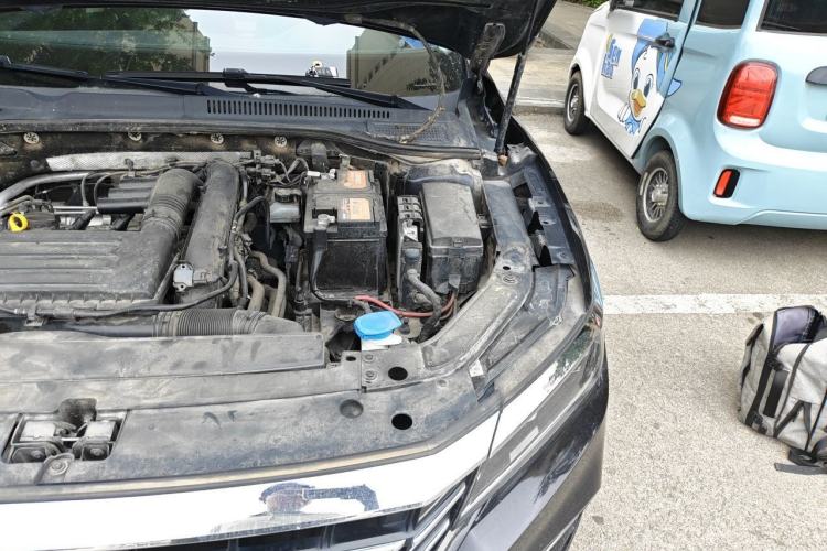 Used Volkswagen Passat 2020 Revised Version 280TSI Business Edition China VI Standard Engine Bay Left
