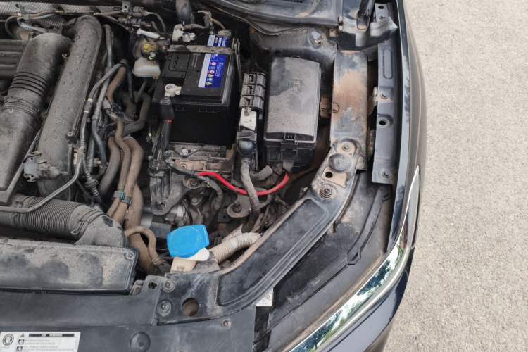 Used Volkswagen Passat 2020 280TSI Business Edition China VI Standard Engine Bay Left