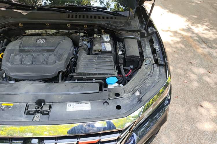 Used Volkswagen Passat 2020 330TSI Elite Edition China VI Engine Bay Left