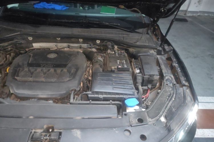 Used Volkswagen Passat 2020 330TSI Elite Edition China VI Engine Bay Left